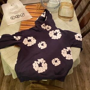 Navy blue denim tear Hoodie men’s medium